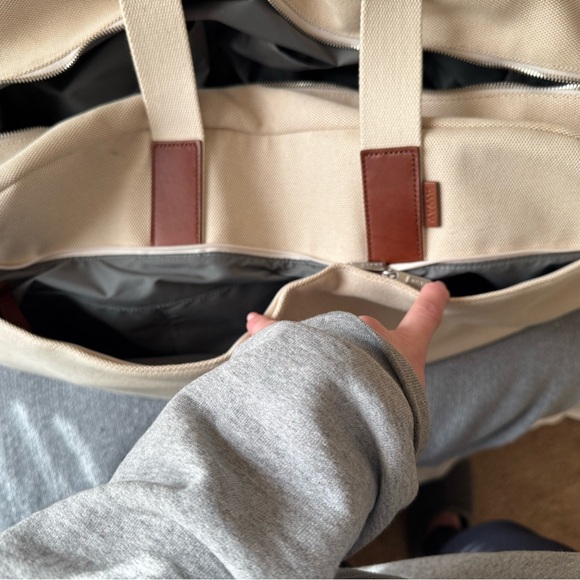 AWAY Limited Edition Canvas Weekender Bag - Picture 11 of 15